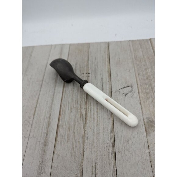 Bonny Prod Aluminum Plastic White Ice Cream Scoop 8 1/4" - Picture 5 of 8